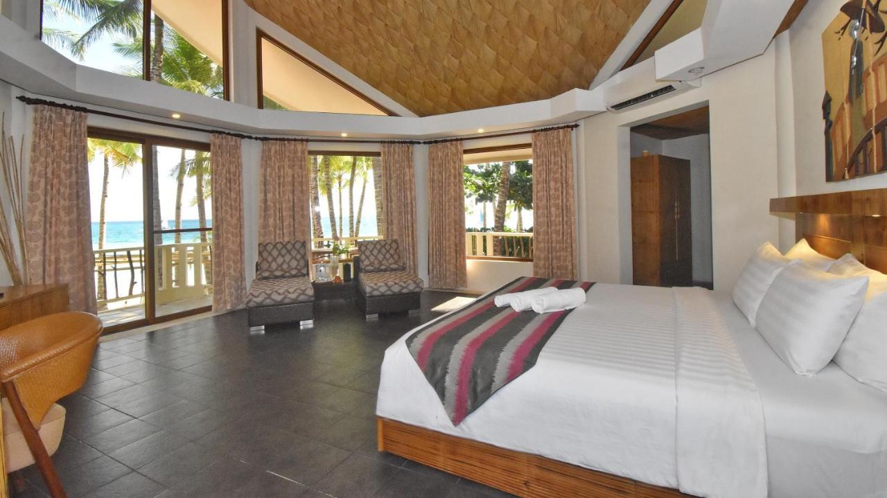 Ambassador In Paradise Balabag  Екстериор снимка A bedroom at the resort