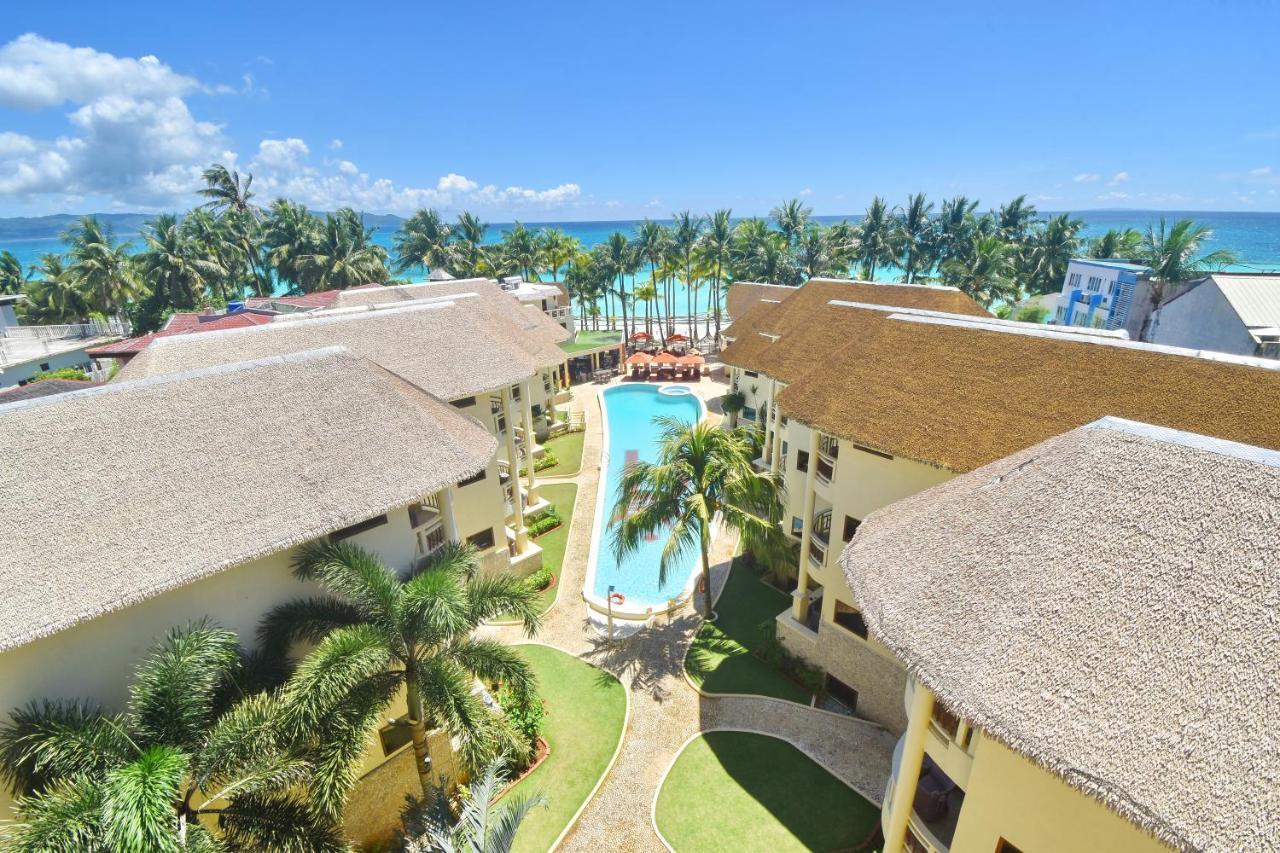 Ambassador In Paradise Balabag  Екстериор снимка Aerial view of the resort
