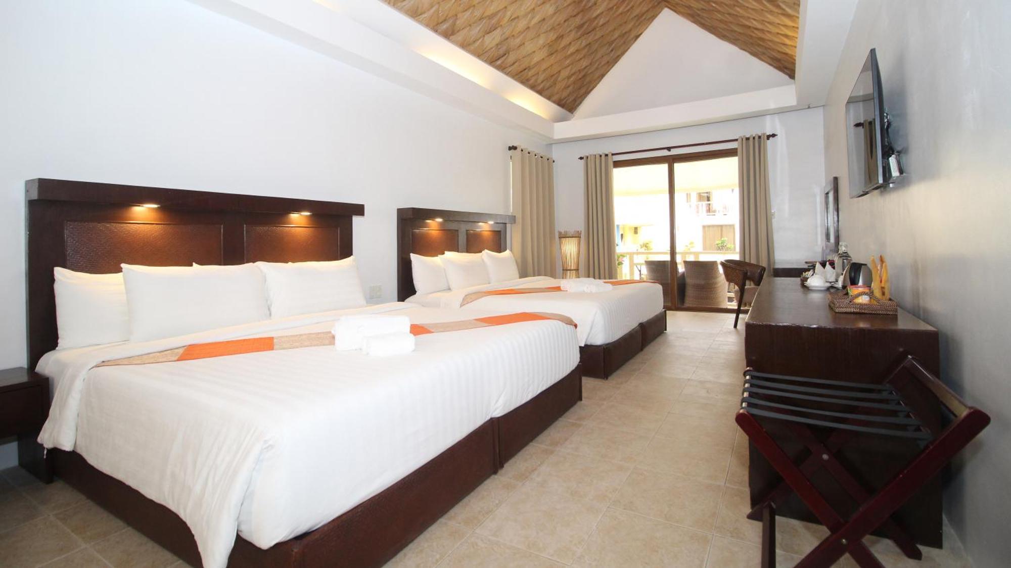 Ambassador In Paradise Balabag  Екстериор снимка Deluxe Room